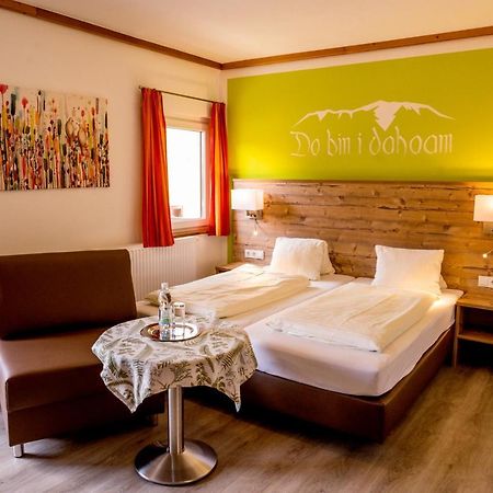 Hotel-Restaurant Forellenhof Пухберг ам Шнееберг Екстериор снимка