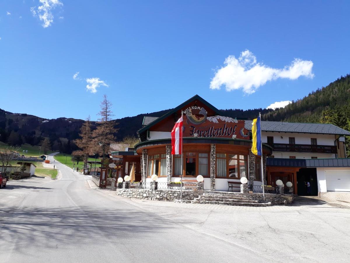 Hotel-Restaurant Forellenhof Пухберг ам Шнееберг Екстериор снимка